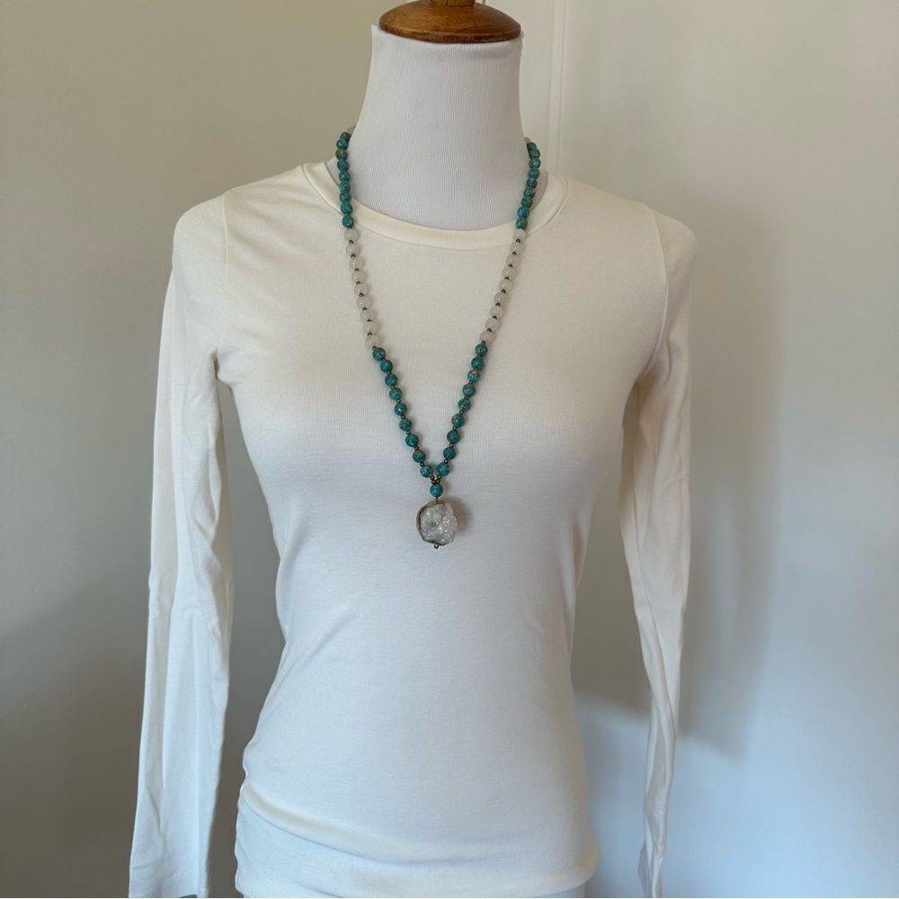 Turquoise Crystal Necklace - Picture 6 of 6